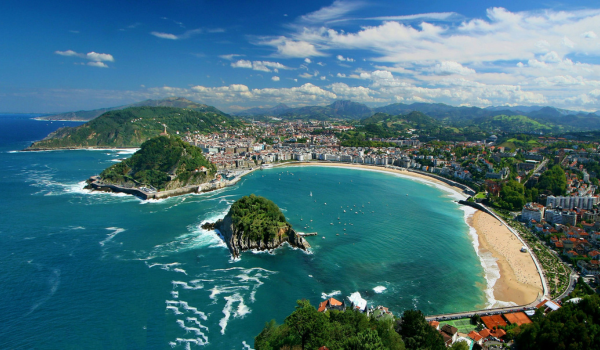 ARRIVAL TO SAN SEBASTIÁN ARRIVAL TO SAN SEBASTIÁN