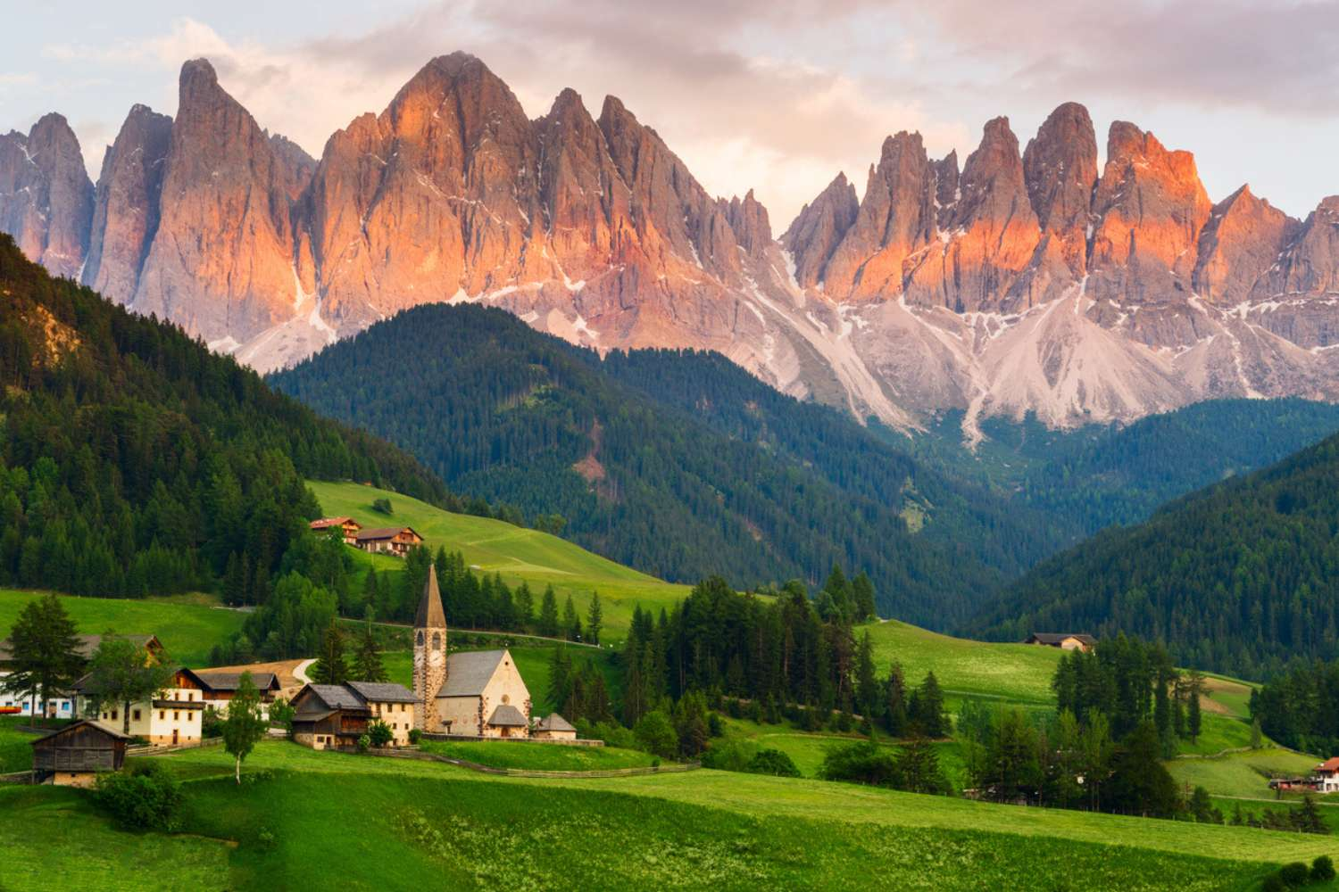Wellness and Exploration in the Dolomites