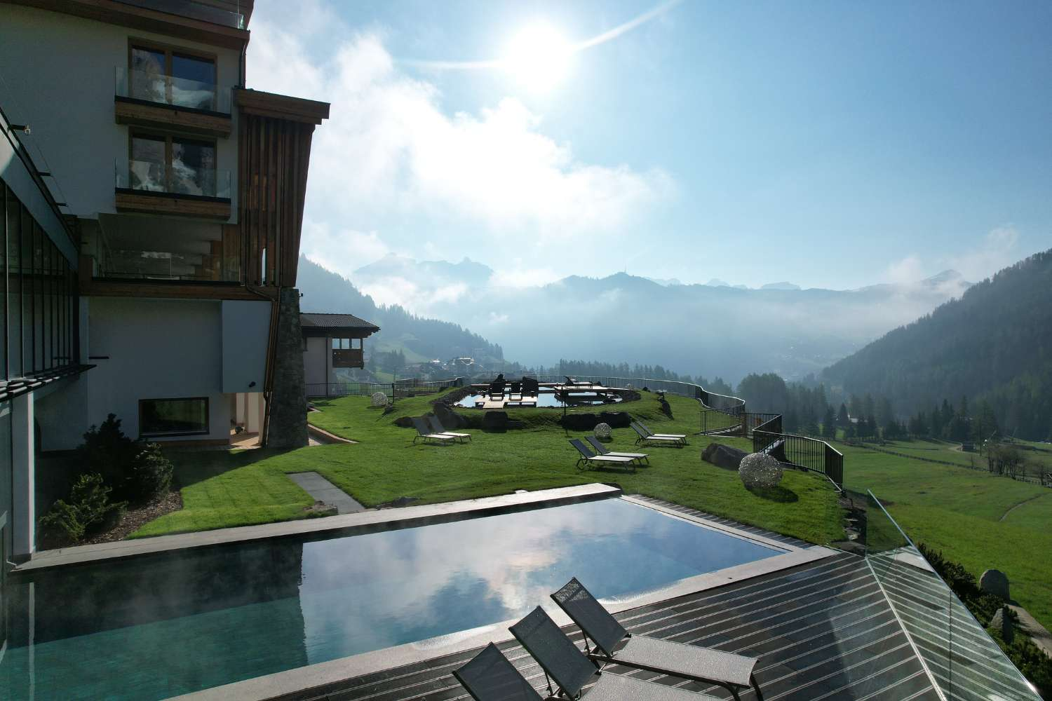 Wellness and Exploration in the Dolomites